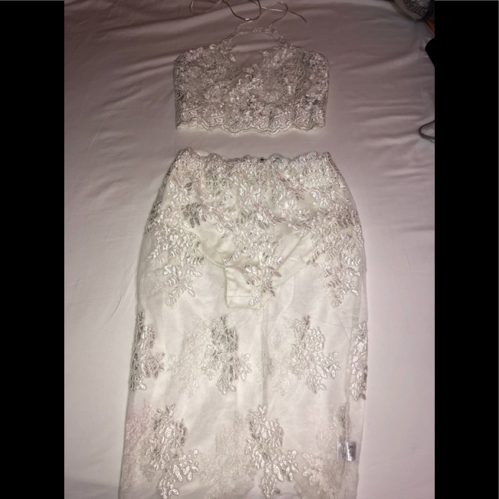 Two piece set